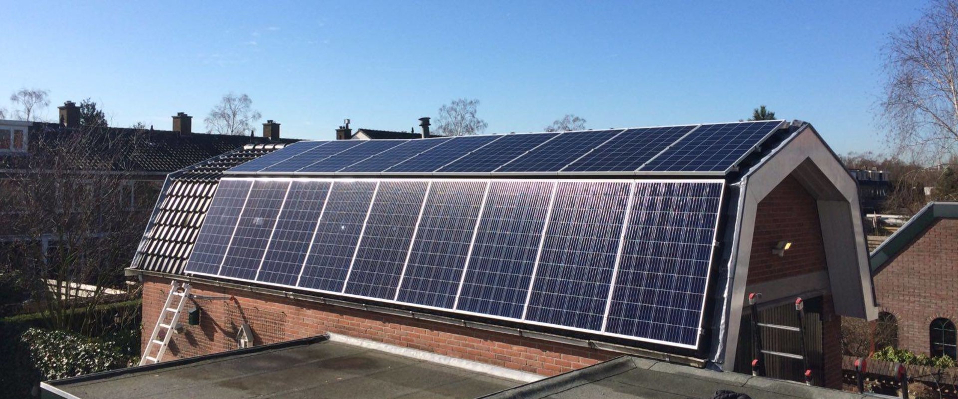 Waarom zijn zonnepanelen niet zwart?