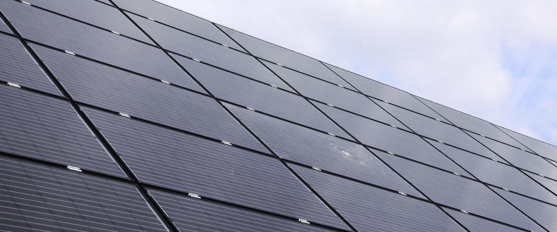 Welke kleuren kunnen zonnepanelen zijn?