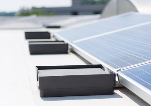 Wat zou er gebeuren als zonnepanelen wit waren?